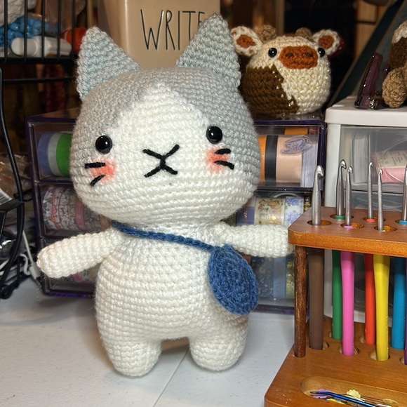 Big cat amigurumi🐈‍⬛handmade crocheted toy stuffed toy gift cat lover gift😻 - Picture 3 of 5